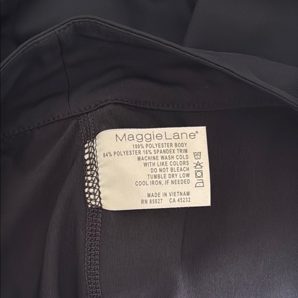 Maggie Lane Black Athletic Skort with Zip Pockets - Picture 14 of 14